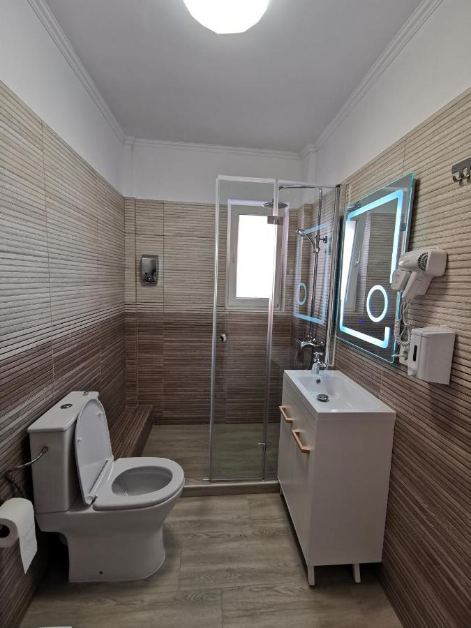 Otopeni Comfort Apartaments Luaran gambar