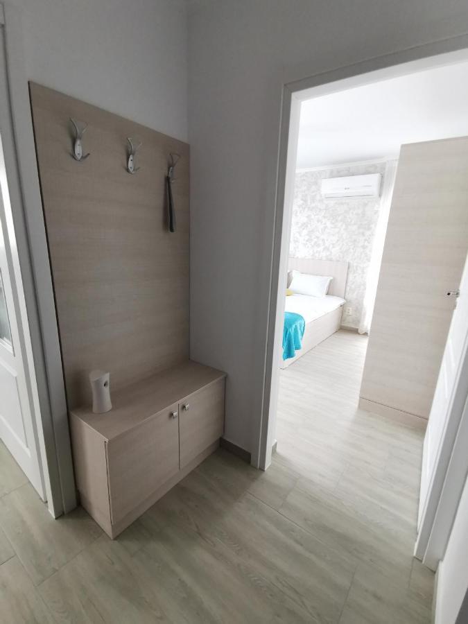 Otopeni Comfort Apartaments Luaran gambar